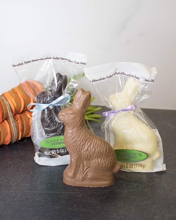 Picture of 6 oz Solid Chocolate Rabbits